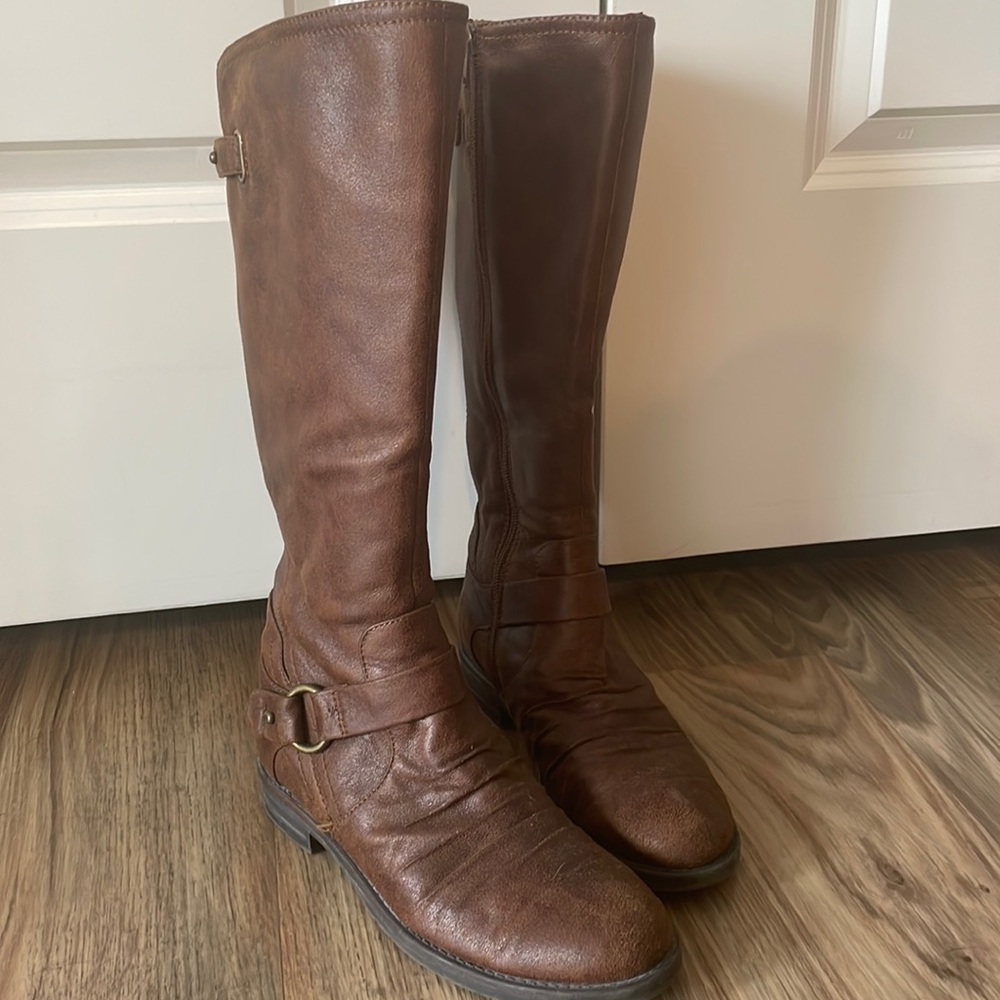 Baretraps dark brown boots